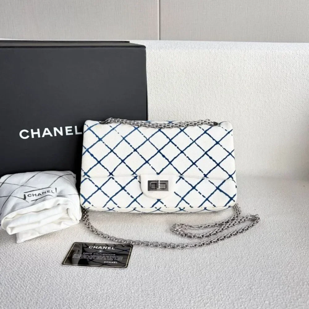 Chanel Women Pre-Loved Bag Very Good Condition